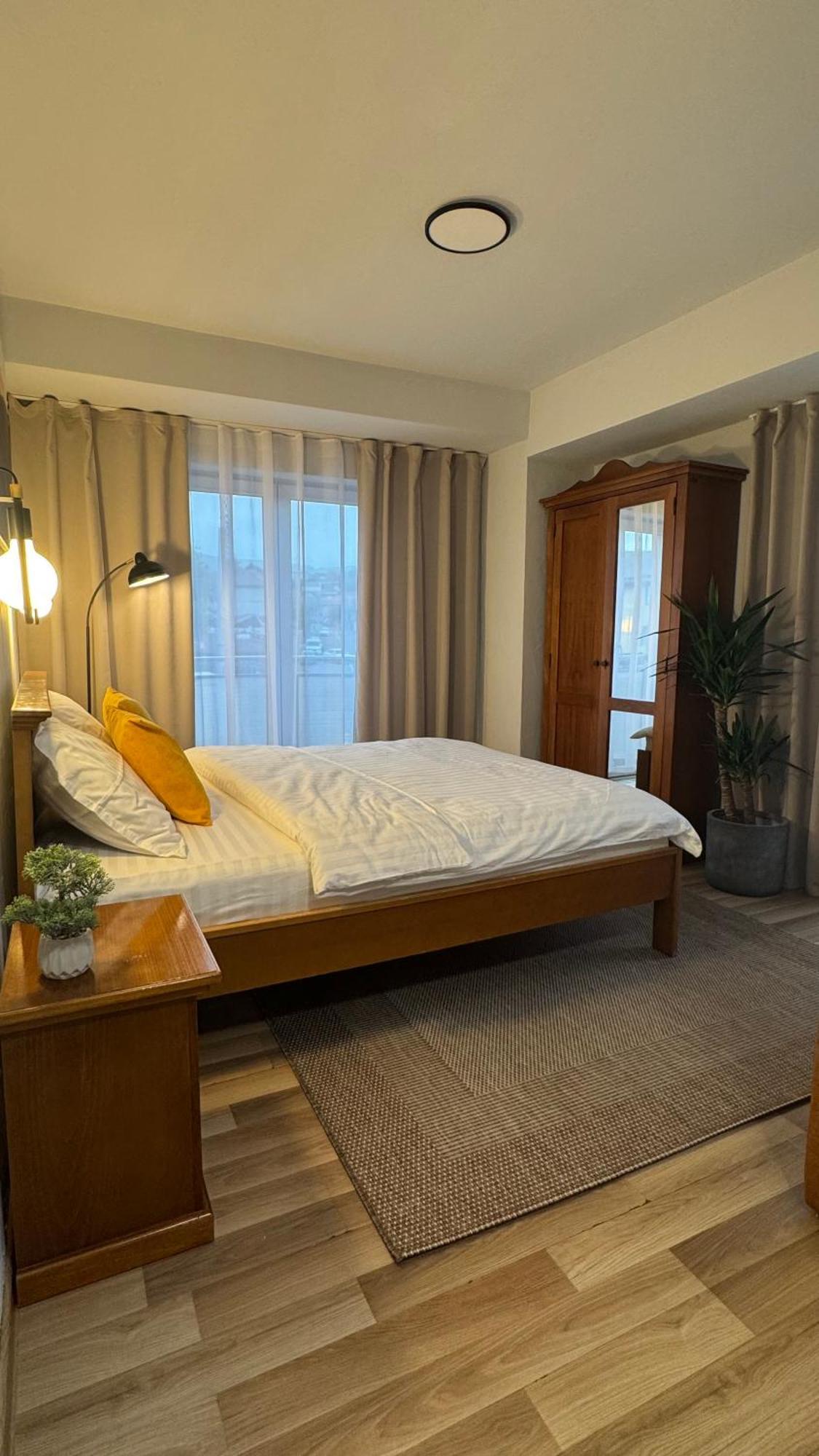 Hotel Lucy Star Cluj-Napoca Eksteriør billede